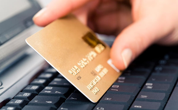 Как обратить кредитные карты себе во благо