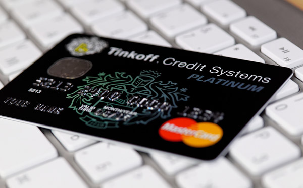 Стоит ли оформлять кредитную карту Тинькофф?