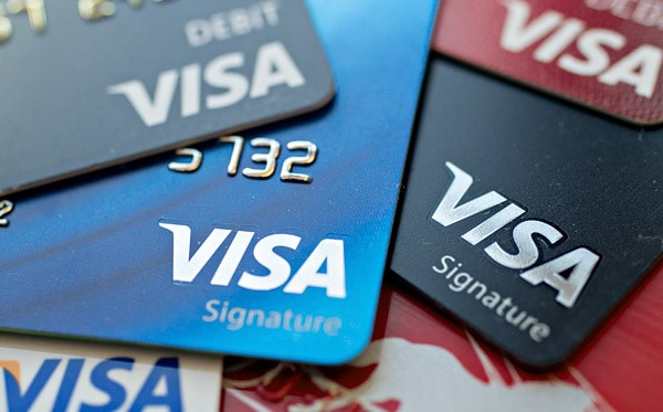 Visa повышает комиссию за оплату товаров и услуг своими картами